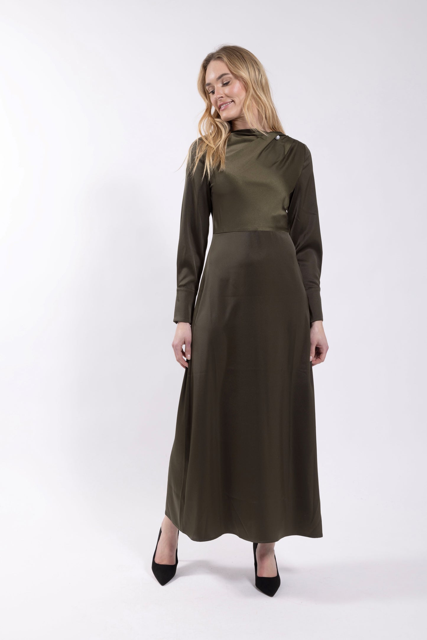 Olive Satin Pearl Pin Detailed Midi Dress